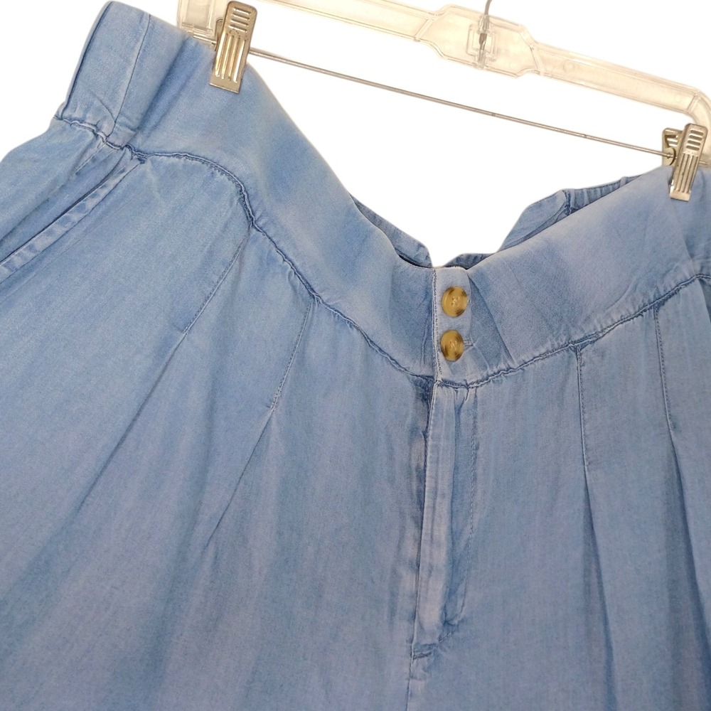 Torrid Womens Plus Size 22 Light Wash Blue Chambray Wide Leg Pleated Pants - Picture 4 of 14